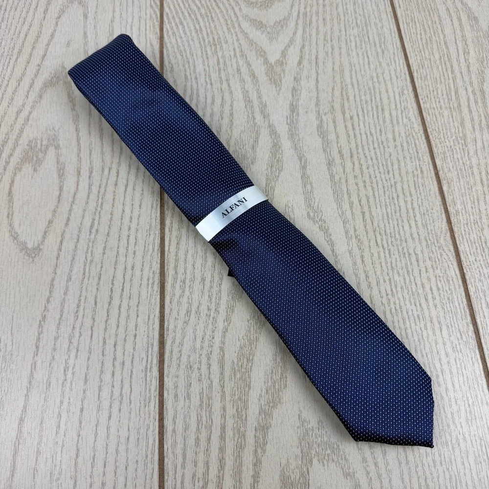 665 Alfani Men's Tie Sawyer Solid 410 Navy Blue $55 Polyester